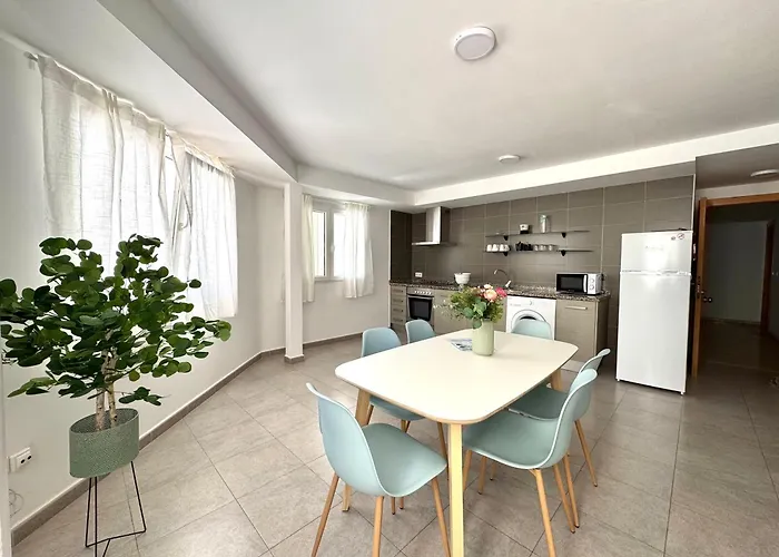 Apartamentos Gandia Familiar 3000